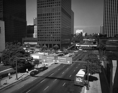 5th Street looking toward Flower