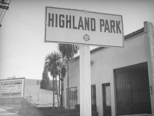 Highland Park sign