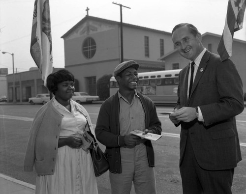 California State Senator Thomas M. Rees campaigns for 26th District