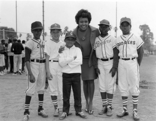 Yvonne Brathwaite Burke with Little League team