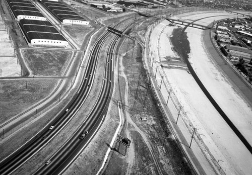 Long Beach (710) Freeway, looking southeast