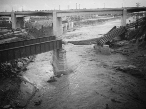 L.A. River flooding, collapsed Dayton Avenue railroad bridge