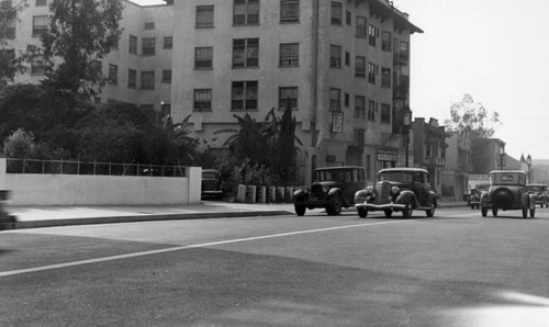 Wilshire Boulevard, looking southwest, west of St. Paul Street