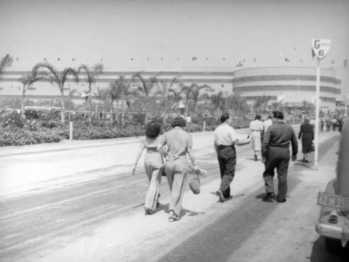 Hollywood Park parking lot sign