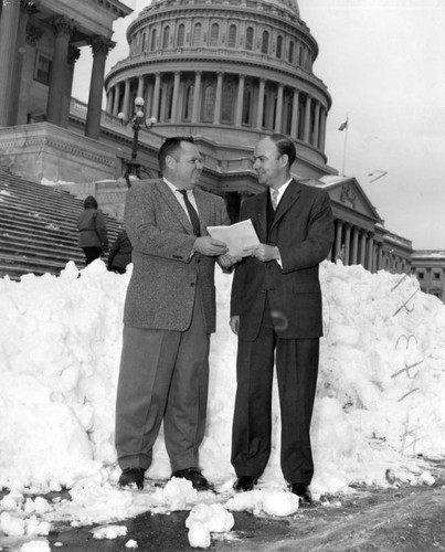 Pastor visits Congressman