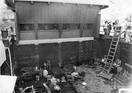 La Brea Tar Pit excavation