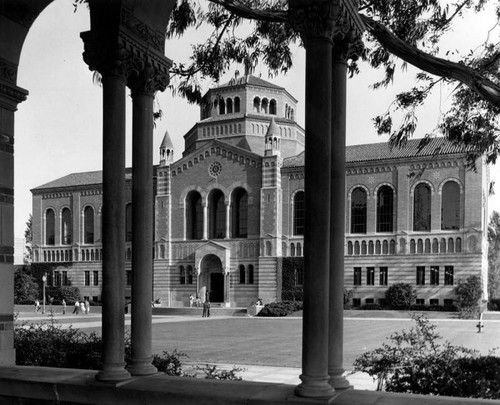 Powell Library at U.C.L.A., exterior view