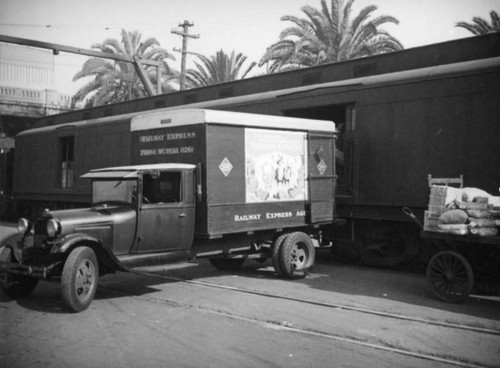 Loading a freight car at La Grande Station