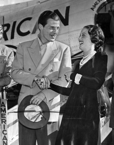 Dorothy Lamour bids goodbye to Charles Barnett