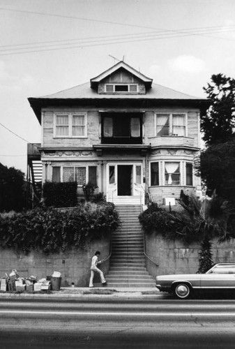 Residence on Sunset near Figueroa