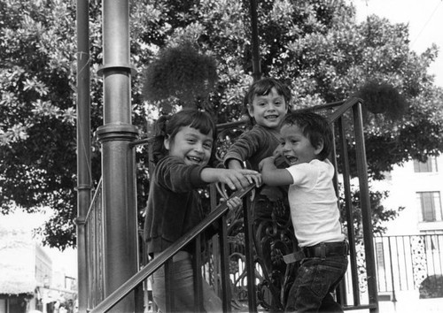 Children playing in the Plaza