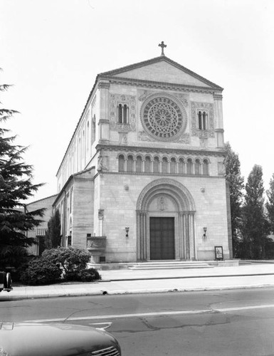 St. John's Episcopal Church, entrance