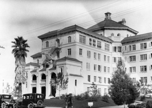 Hollywood Presbyterian Hospital