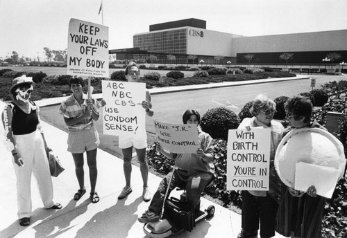 Pro-contraceptive demonstration