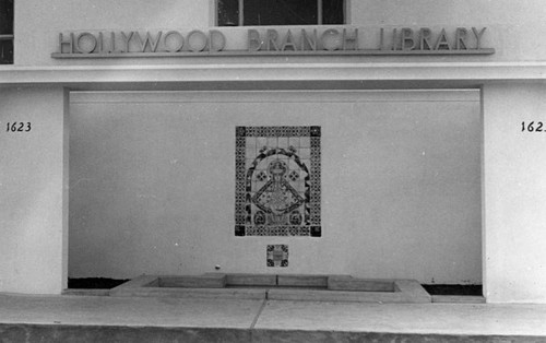 Fountain, Hollywood Branch Library on Ivar