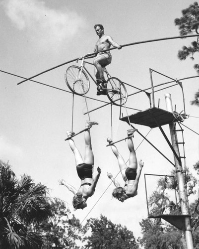 Alzanas rehearse for circus