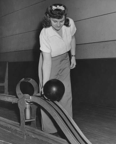 Belle Breaux picks up her bowling ball