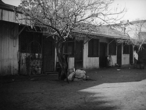 Santa Cruz Adobe courtyard