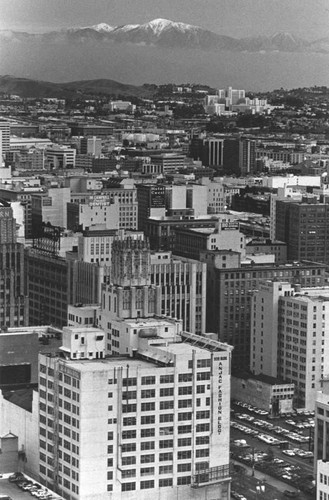 Looking northeast from downtown Los Angeles