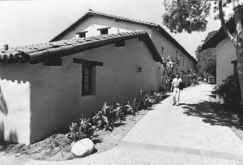 San Fernando Rey de Espan~a Mission Convento