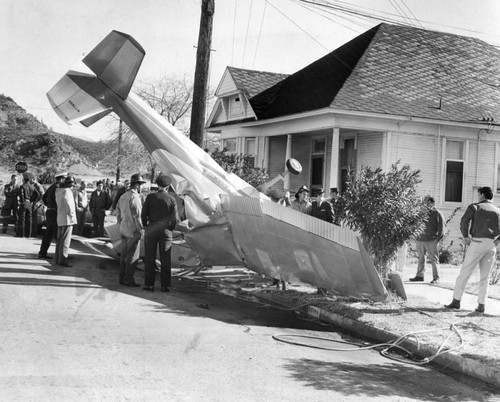 Winds flip-flop plane