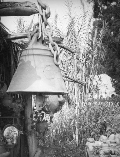 Hanging pottery at Pueblo La Brea