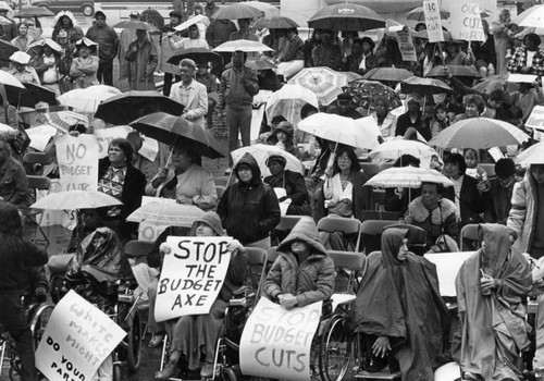 Protesters oppose Reagan's proposed cuts