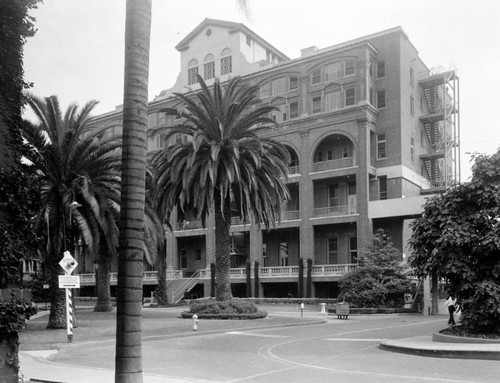 Los Angeles County Hospital