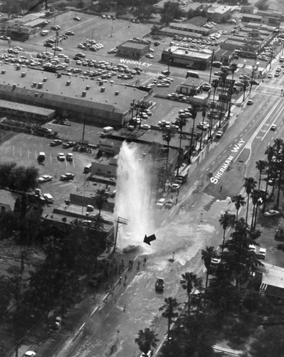 Accident opens one-hour car wash