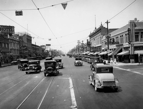 Business section, Pacific Boulevard