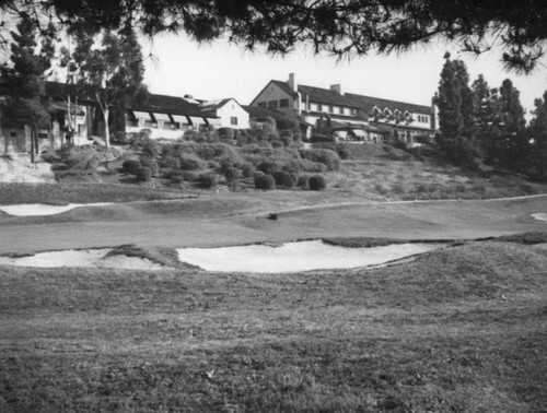 Annandale Country Club, clubhouse and sand traps, Pasadena