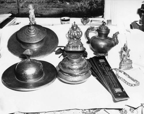 Souvenirs of travels in Tibet