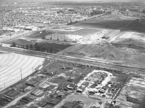 Lakewood, Carson St. and Paramount Blvd., looking northeast