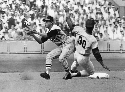 Maury Wills steals second