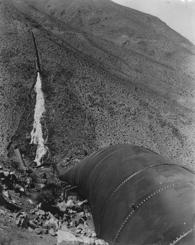 Great siphon ripped by explosion, L.A. aqueduct