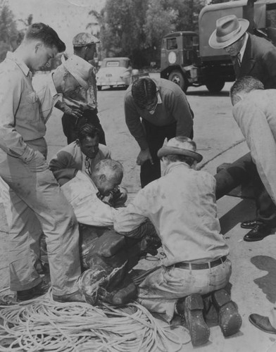 Moving Pasadena flagpole