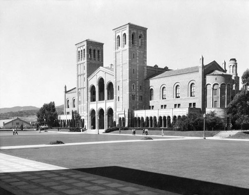 Royce Hall at U.C.L.A., view 56