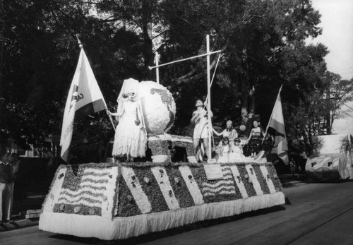 City of Orange's float