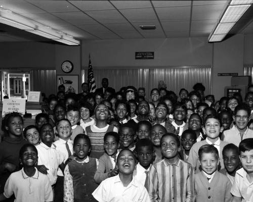 Tom Bradley visits local school library