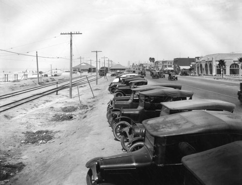 Ocean Avenue, Huntington Beach