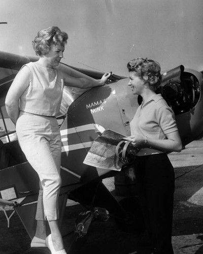 Pair of Valley housewives to fly in handicap air race