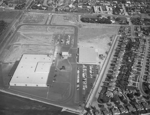 Southern California Gas Co., Rosemead Boulevard, looking east