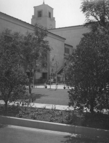 Union Station south courtyard