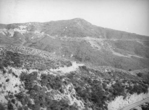 Mountain view from a Hollywoodland hike