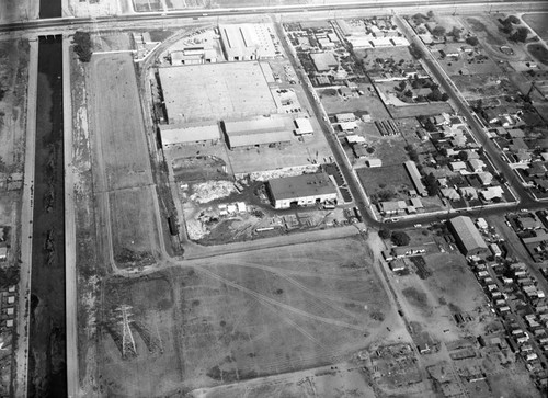 Sonken-Galamba Corp., Gardena, looking east