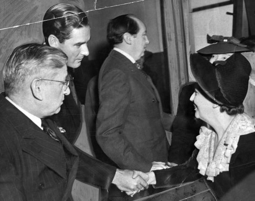 Errol Flynn with jurors