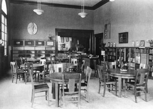 Children's room, Benjamin Franklin Branch