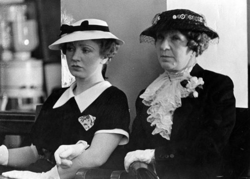 Mary Miles Minter with mother in court