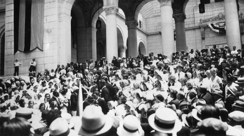 Czech athletes greeted for 1932 Olympics