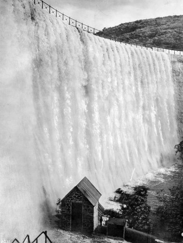 Water pouring over Sweet Water Dam